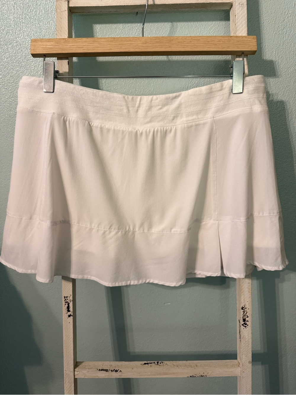 Tasc Women’s White Tennis Athletic Skort Bamboo Size L
